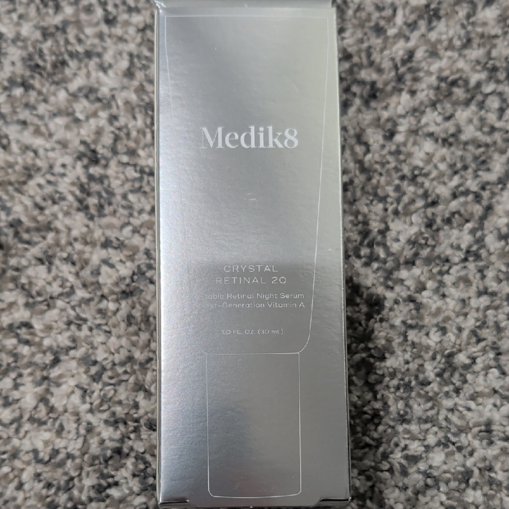 Medik8 Crystal Retinal 20 Night Serum - Silver Packaging